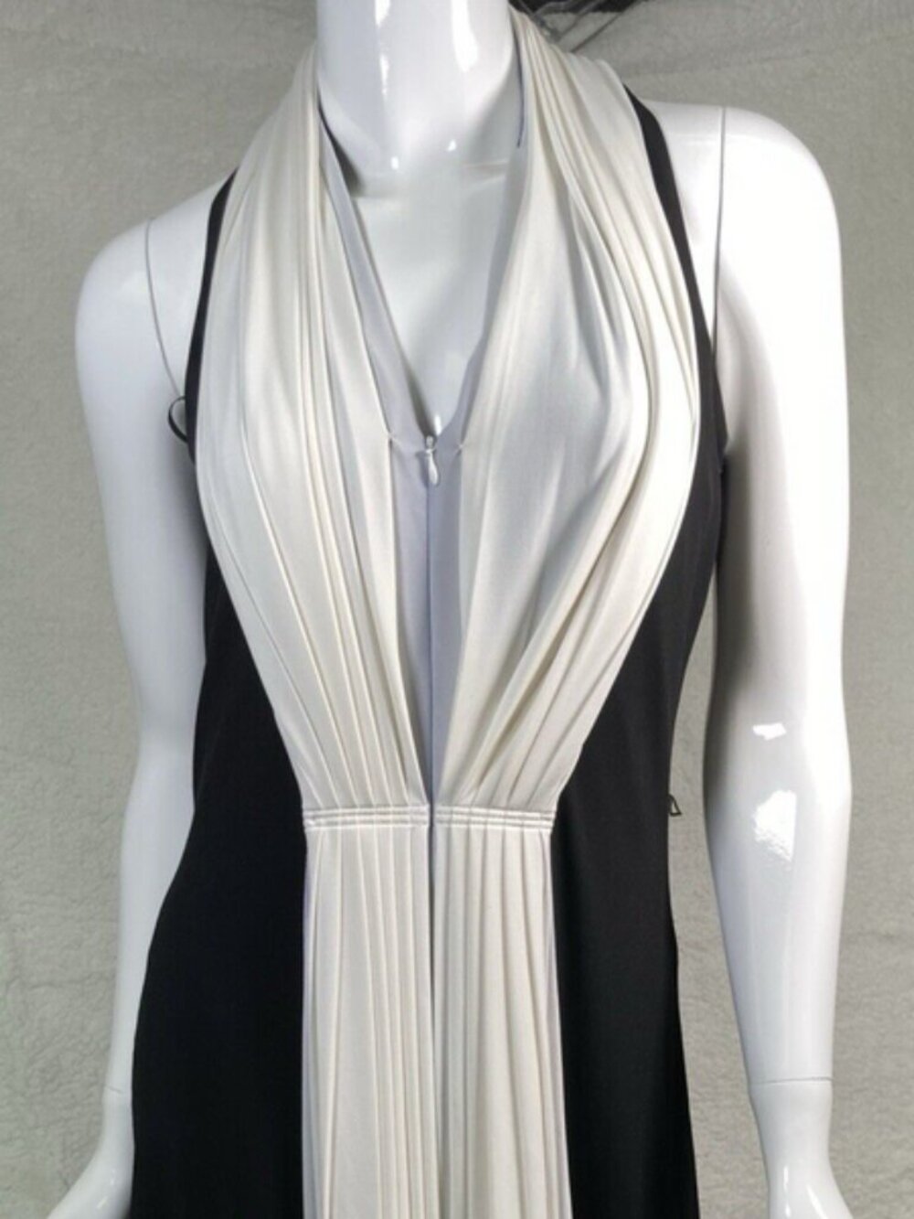 NWT Calvin Klein Women's Black White Pleated Cocktail Dress Size 4